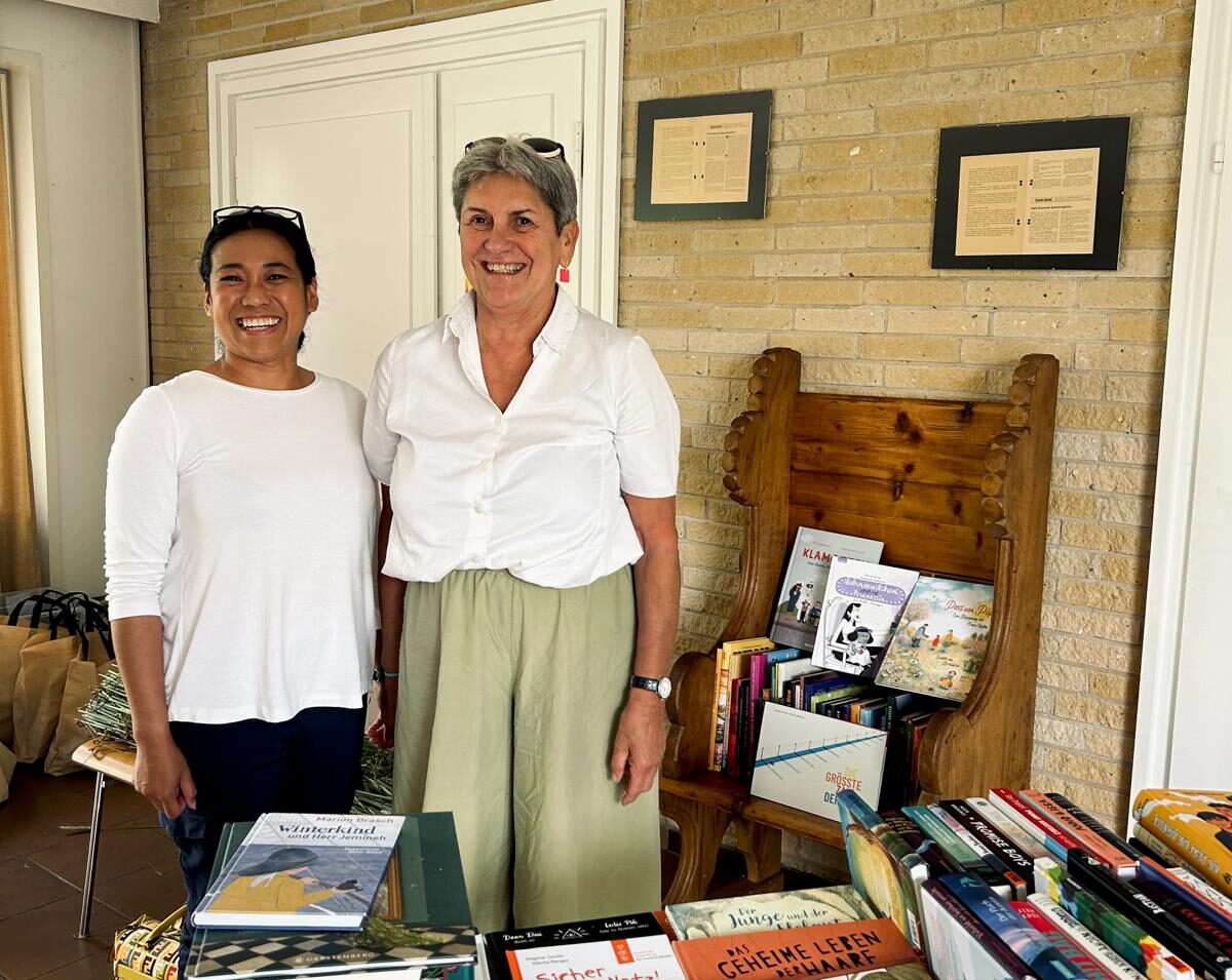 Read more about the article Book donations for Ukrainian school