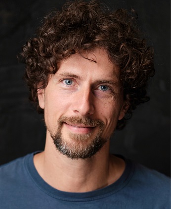 Read more about the article 30.10. Exclusive reading for school classes with Jakob Graf, 1 pm